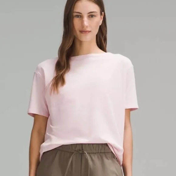 Lululemon Back in Action SHORT-Sleeve Shirt *Pique PURPLE 💜 PERFECT Size 4 - Picture 5 of 5